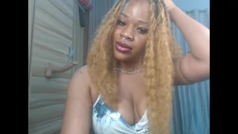 Snapshot of chocox_petitqueen chatting on 06.13.26 ethereal online show from 06.13.26