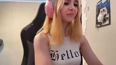 Anna online show from 07.24.26