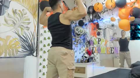 Snapshot of choreythaiylor chatting on 10.24.25 Chorey Thaylor online show from 10.24.25