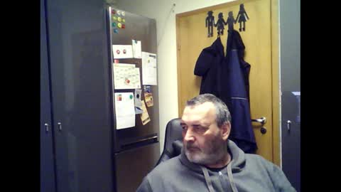 Snapshot of chris250268 chatting on 02.06.25 Chris online show from 02.06.25