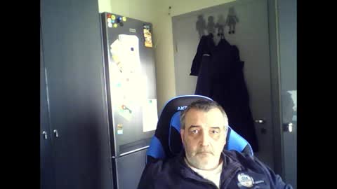 Chris online show from 04.11.26