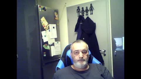 Snapshot of chris250268 chatting on 06.07.26 Chris online show from 06.07.26