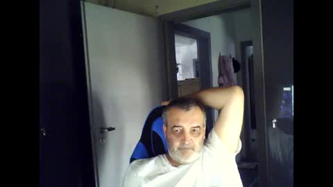 Snapshot of chris250268 chatting on 06.20.26 Chris online show from 06.20.26