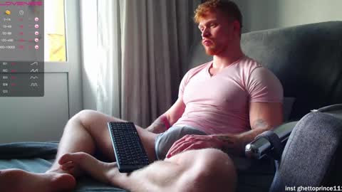 redhead thief of sausages and hearts online show from 02.08.25