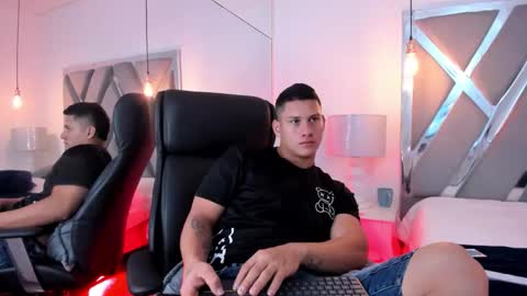 Snapshot of chris_diamonnd chatting on 02.09.26 Chris Diamond online show from 02.09.26