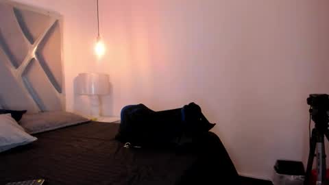 Snapshot of chris_diamonnd chatting on 02.21.26 Chris Diamond online show from 02.21.26