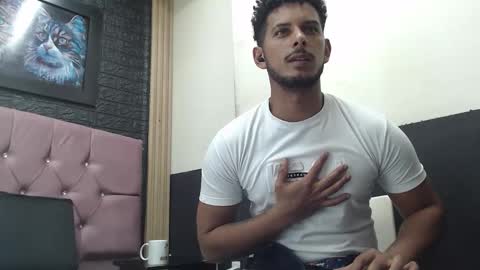 chris_dick2 online show from 10.23.25