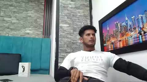 Snapshot of chris_dick2 chatting on 01.11.26 chris_dick2 online show from 01.11.26