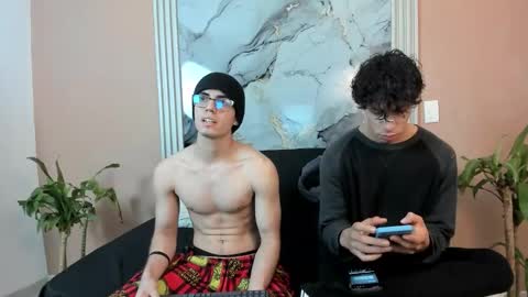 Chris Evans online show from 12.21.25