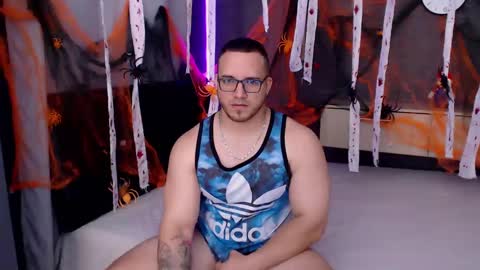 chris_huntter online show from 10.11.25