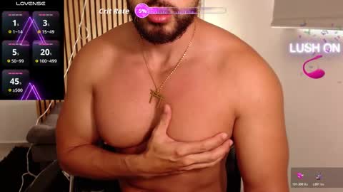 cris         Twitter magnum101010 insta magnumc20 online show from 11.26.25