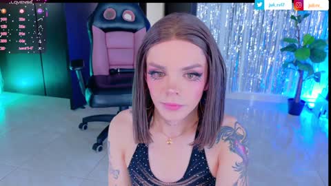 Snapshot of chris_parker01 chatting on 01.14.25 juli Instagram july rv17 - Twitter juli rv17 online show from 01.14.25