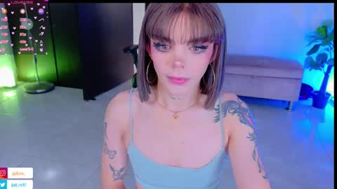 Snapshot of chris_parker01 chatting on 03.11.25 juli Instagram july rv17 - Twitter juli rv17 online show from 03.11.25