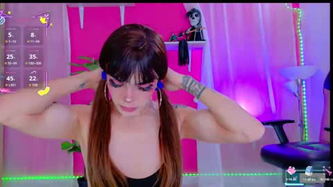 Snapshot of chris_parker01 chatting on 09.22.25 juli Instagram july rv17 - Twitter juli rv17 online show from 09.22.25