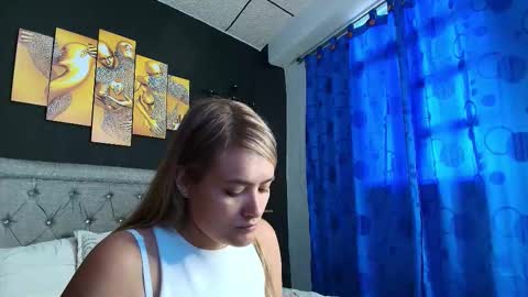 Snapshot of chris_sharon2023 chatting on 11.01.25 Yarixa online show from 11.01.25