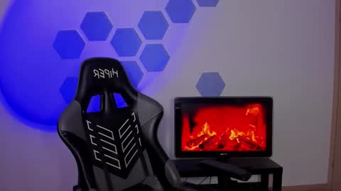 Chris Tyson online show from 03.05.26