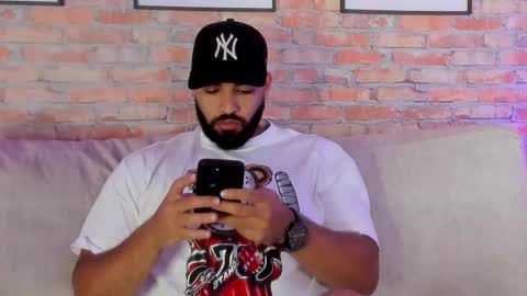 Chris Varden online show from 01.05.26