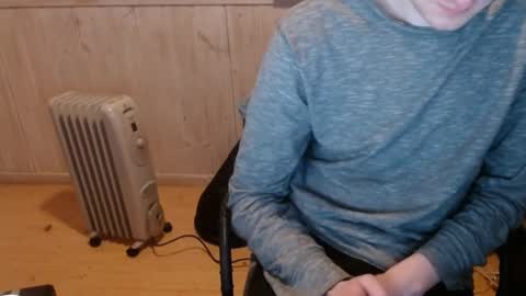 Snapshot of chriser_xxx chatting on 01.08.25 chriser_xxx online show from 01.08.25