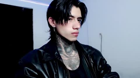 CHRIS  INDEPENT MODEL online show from 02.05.25