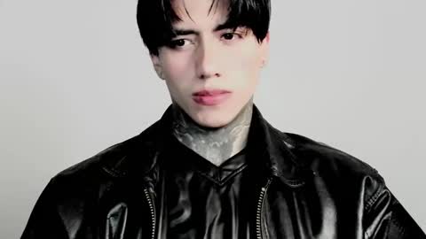 CHRIS  INDEPENT MODEL online show from 10.28.25