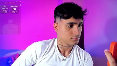 Christian Wang online show from 11.14.25