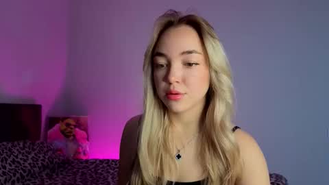 ChrissBerryy online show from 03.20.26