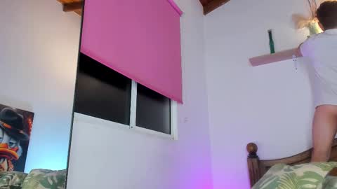 Snapshot of chrisstianford chatting on 10.17.25 Hi dont forguet to follow me online show from 10.17.25