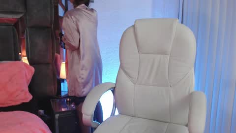 Snapshot of christaly_1 chatting on 03.07.25 Christal online show from 03.07.25