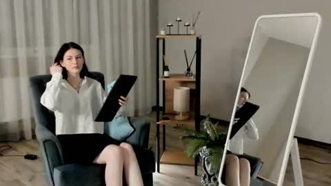 christaschrecongost online show from 02.02.26