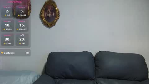 Snapshot of christian_musclet4 chatting on 10.07.25 ---Chistian--- online show from 10.07.25