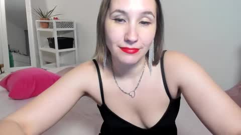 Snapshot of christina_rosse chatting on 02.01.25 christina rosse online show from 02.01.25