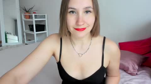 Snapshot of christina_rosse chatting on 02.06.25 christina rosse online show from 02.06.25