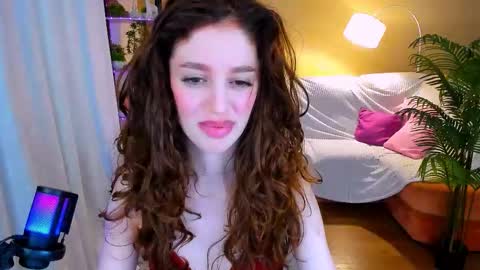 christinaconteeree online show from 10.07.25