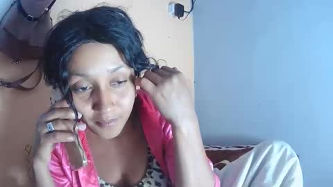 christine213 online show from 11.02.25