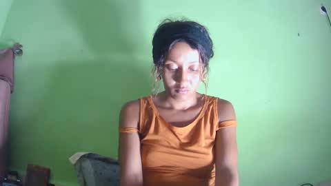 christine213 online show from 02.01.26