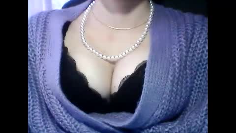 christine40211 online show from 01.04.25