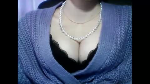 christine40211 online show from 01.06.25