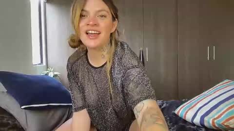 Val riess -- Instagram free online show from 09.16.25