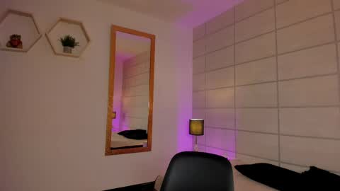 Christine  online show from 04.06.26