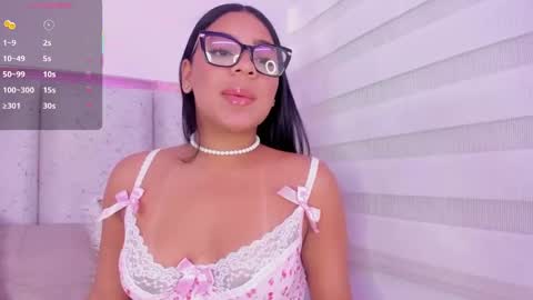 Christine  online show from 10.02.25
