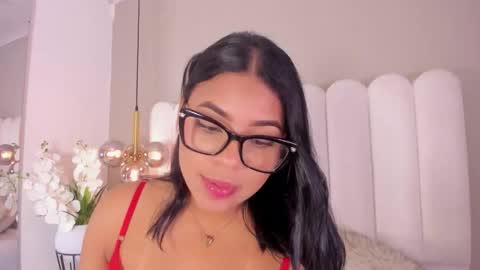 Christine  online show from 10.10.25