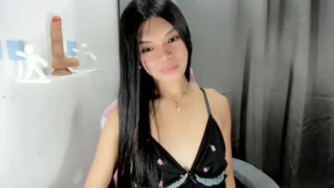 Snapshot of christine_slutt chatting on 09.18.25 STEFFY online show from 09.18.25