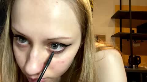 Bella online show from 03.04.26