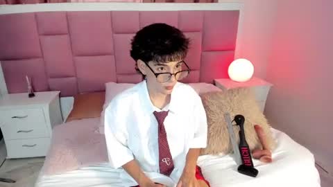 Snapshot of christopher_robin4 chatting on 06.26.26 Chris online show from 06.26.26