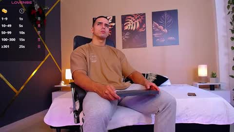 Christopher Black online show from 01.07.26