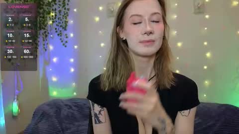 christy memeow online show from 09.21.25