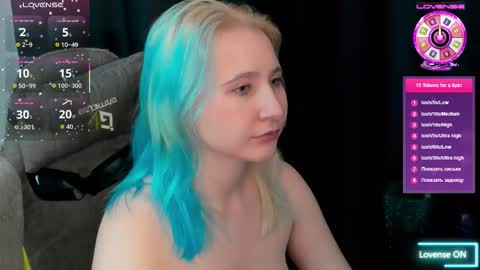 christyw3b online show from 11.10.25