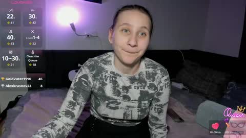 christyw3b online show from 04.01.26