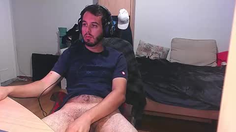 Chromefox123 online show from 11.30.25