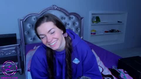 Snapshot of chroniclove chatting on 03.25.26 Marley online show from 03.25.26